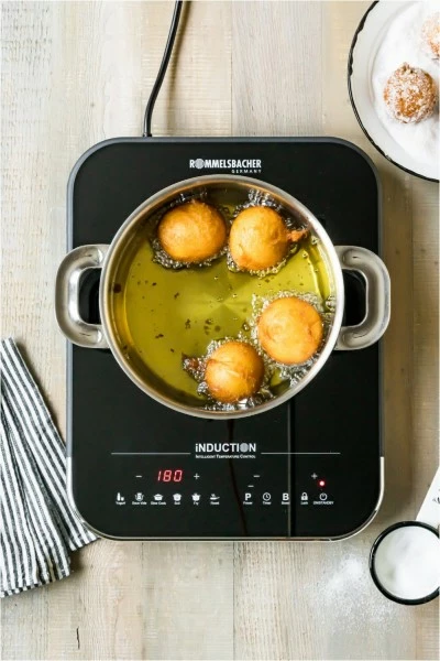 Geschirr- Und Kochplattenwärmer Rommelsbacher CTS 2000/IN Induktionskochplatte Schwarz/silber 4 Geschirr- Und Kochplattenwärmer Rommelsbacher CTS 2000/IN Induktionskochplatte Schwarz/silber – Bild 4